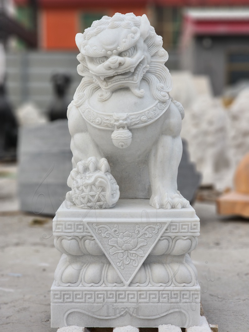 chinese lion statue