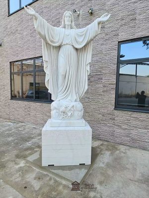feedback on jesus sculpture in nigeria
